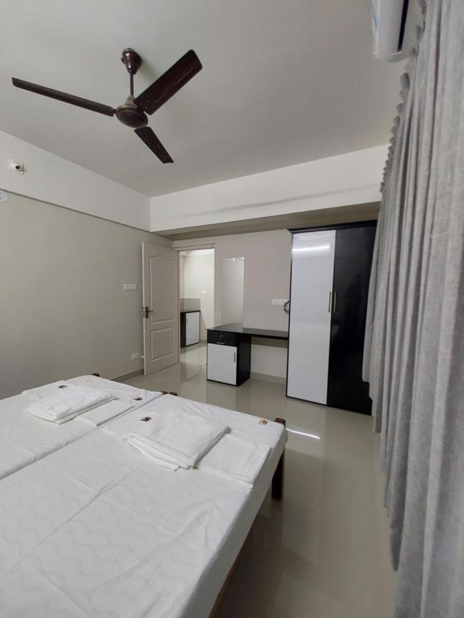 Hotel Mannat Residence Thiruvananthapuram Exterior foto